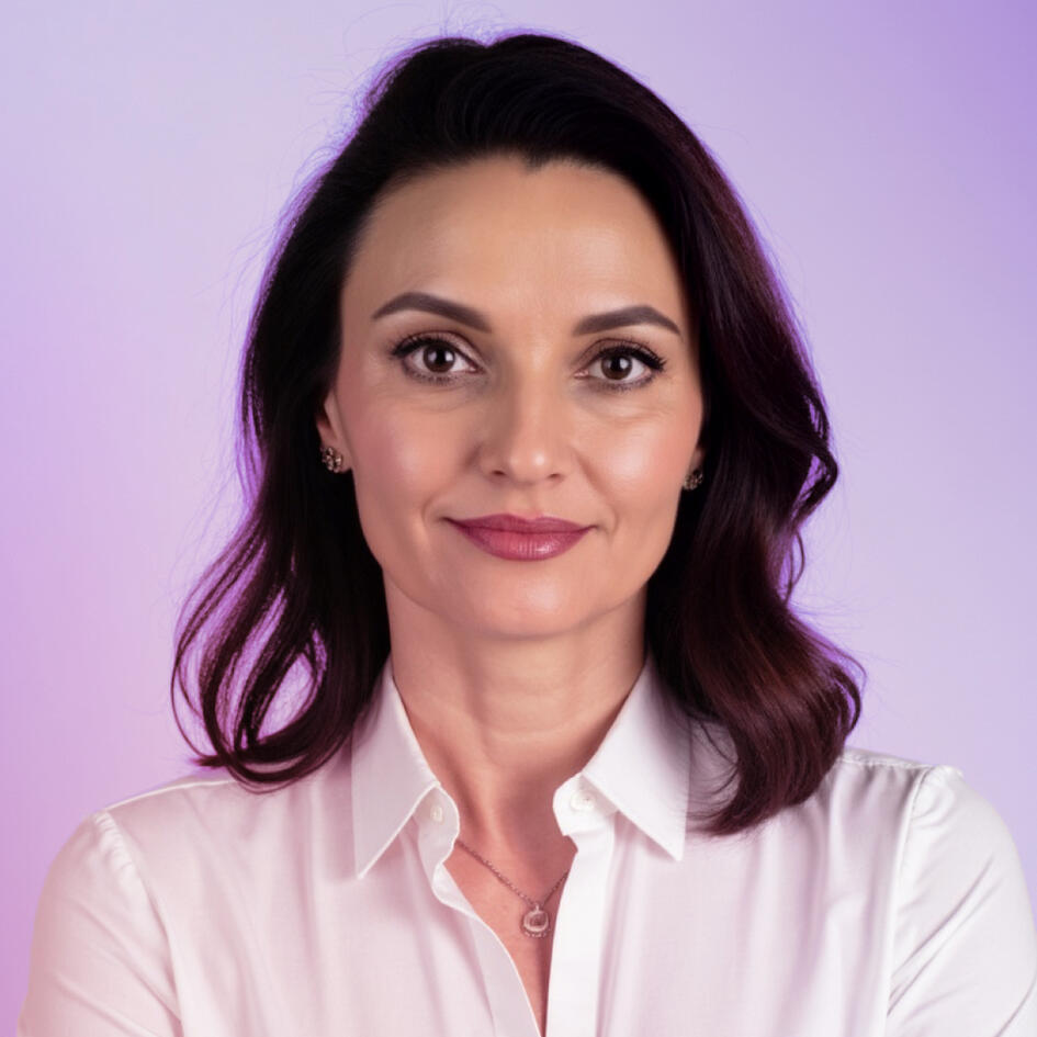 Eleni Aslani - Expert in HEX | Crafting Human -Centered Employee Journeys for Business Success - Top10HRVoices (Cyprus Edition) Eleni Aslani - Expert in HEX | Crafting Human -Centered Employee Journeys for Business Success - Top10HRVoices (Cyprus Edition)