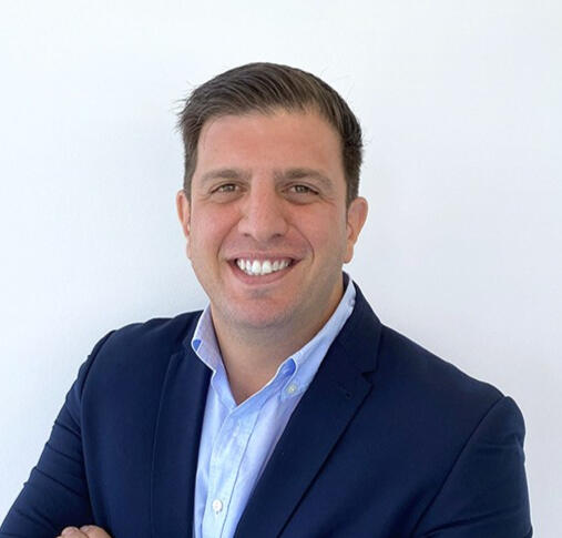 Dimitri Coumbias - Adapt or become Extinct: The Little Dinosaur That Changed Our Culture - Top10HRVoices (Cyprus Edition)